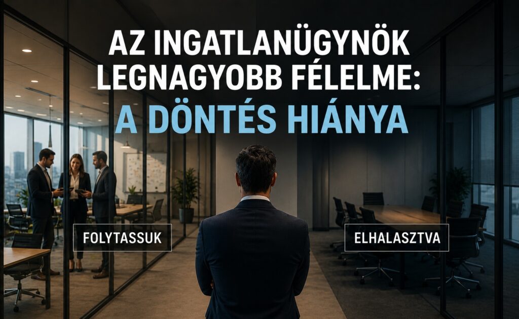 Ingatlanügynök áll egy modern irodai környezetben, miközben egy aktív tárgyalás és egy elhalasztott döntést jelképező üres tárgyaló között mérlegel.